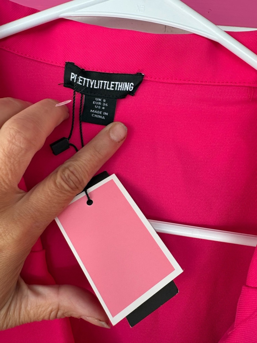 PrettyLittleThing Bright Pink Tailored Blazer - Picture 3 of 5